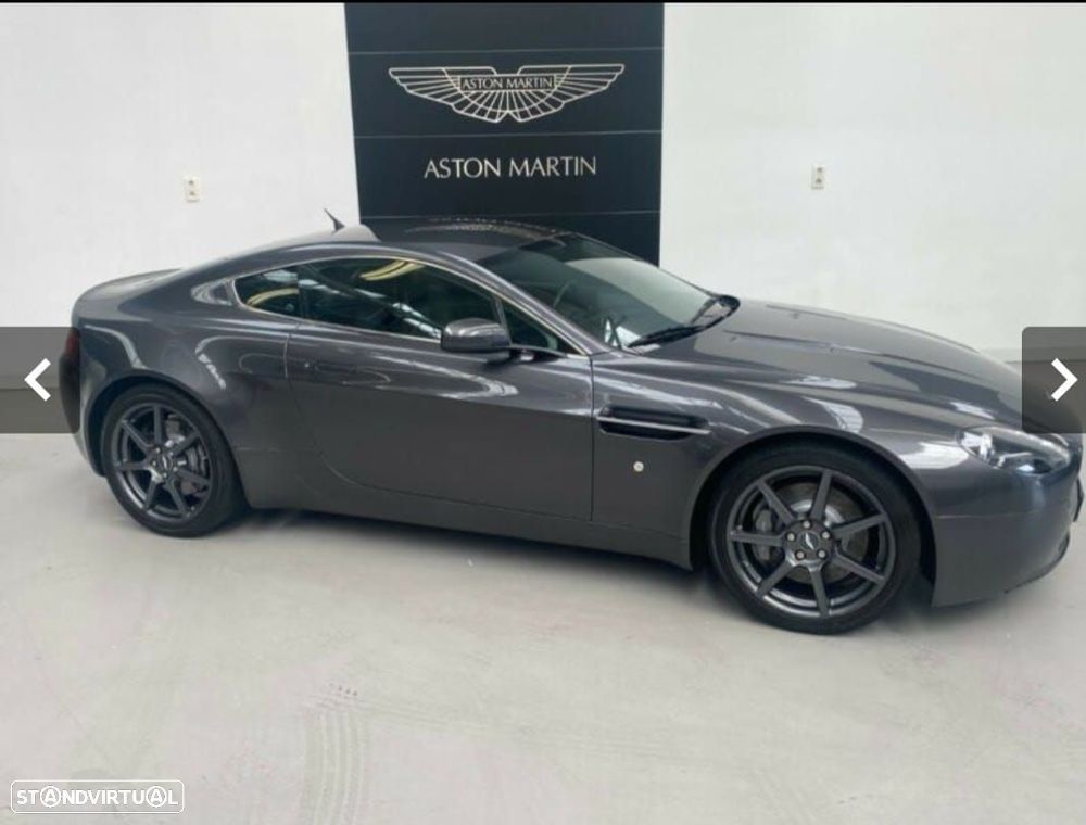 Aston Martin Vantage Coupe - 13