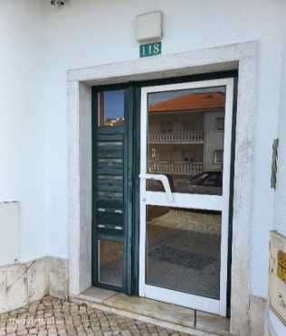 Vende-se Excelente T4 Duplex na Ramada - Grande imagem: 2/12