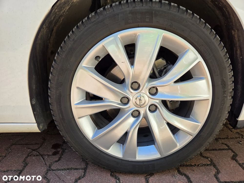 Opel Insignia 1.5 T Enjoy S&S - 20