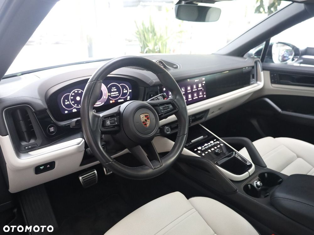 Porsche Cayenne S - 8