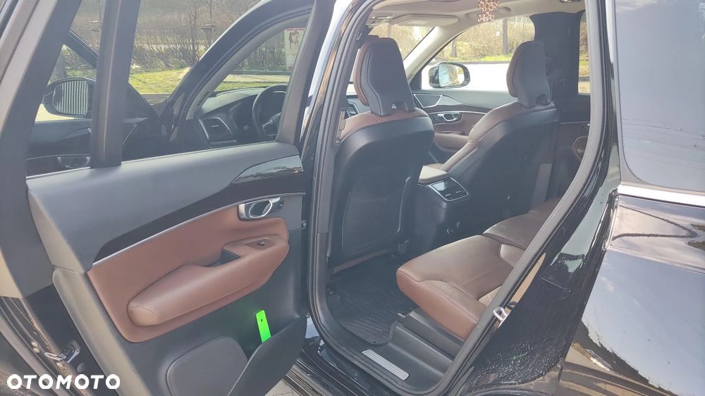 Volvo XC 90 T6 GPF AWD Momentum 7os - 30