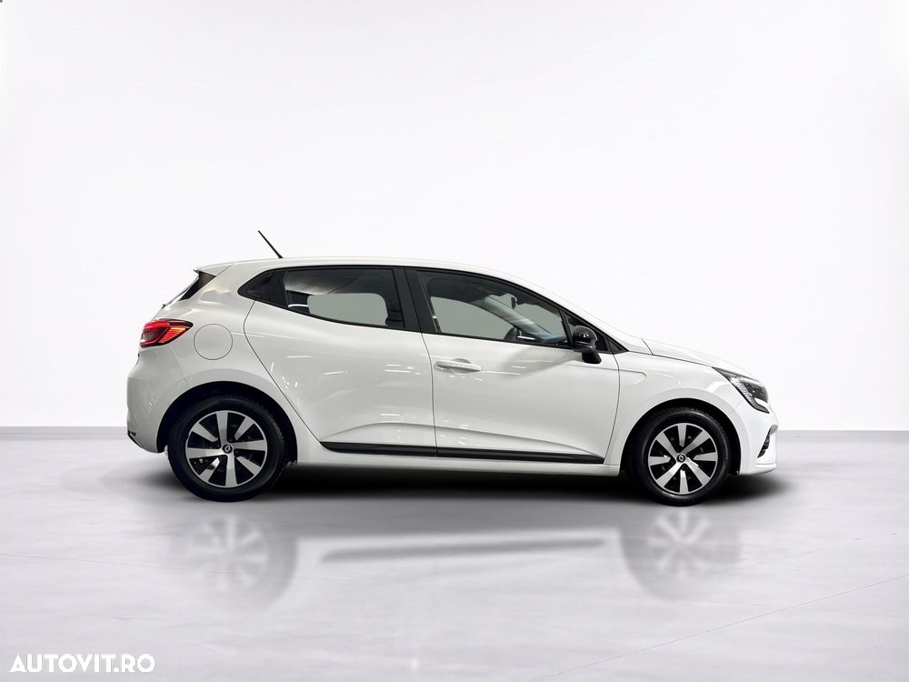 Renault Clio - 6