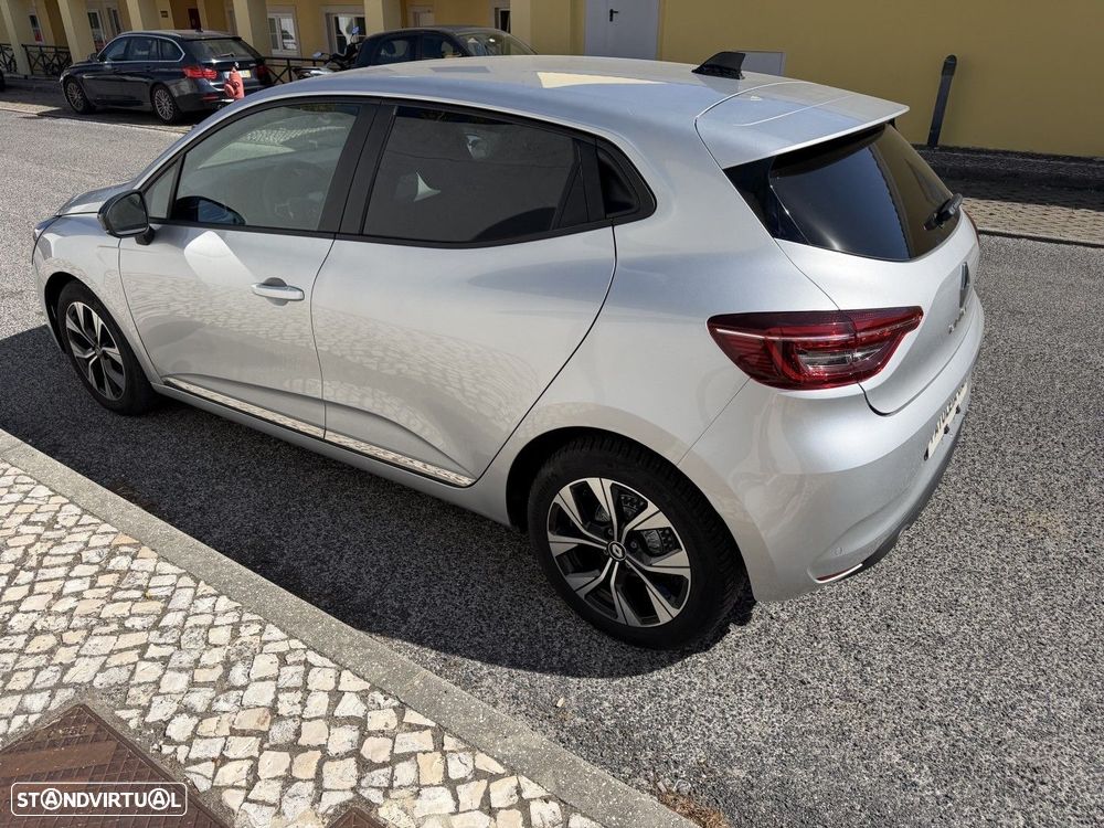 Renault Clio 1.0 TCe Evolution Bi-Fuel - 8