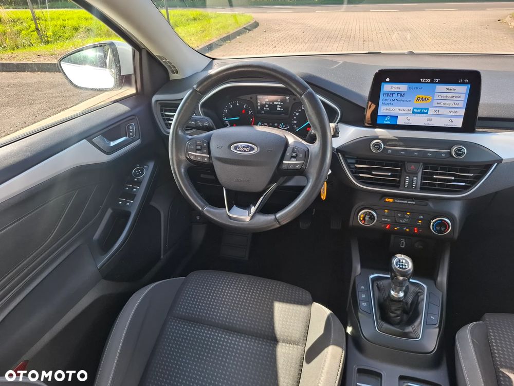 Ford Focus - 20