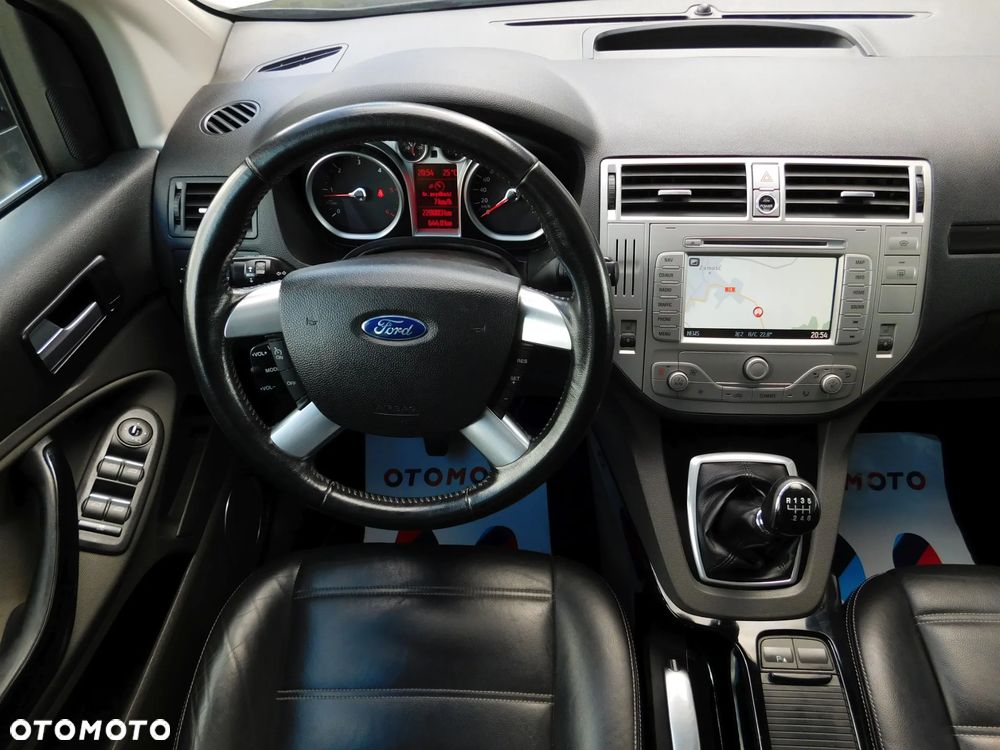 Ford Kuga 2.0 TDCi Titanium - 11