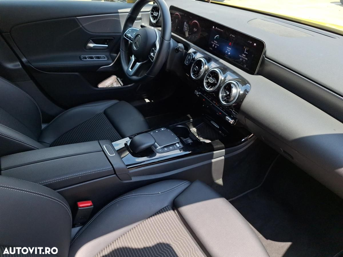 Mercedes-Benz A 220 d Sedan Aut. - 13