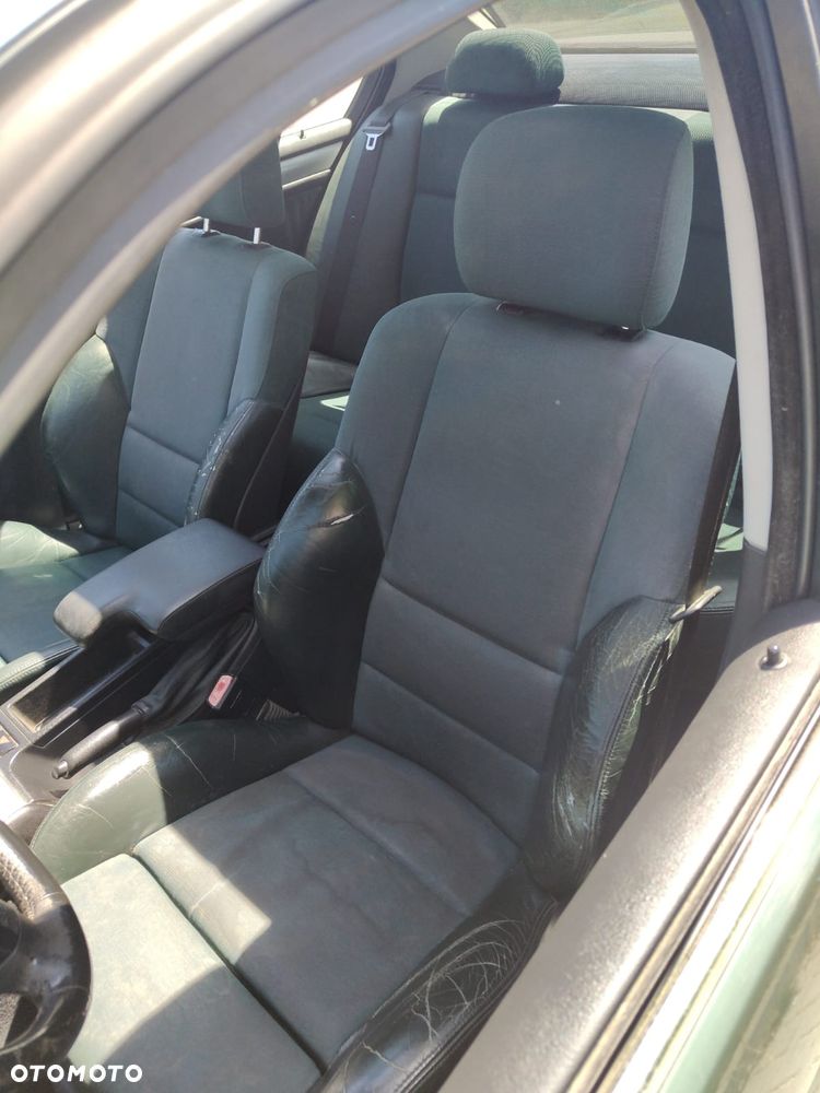 BMW Seria 3 - 27