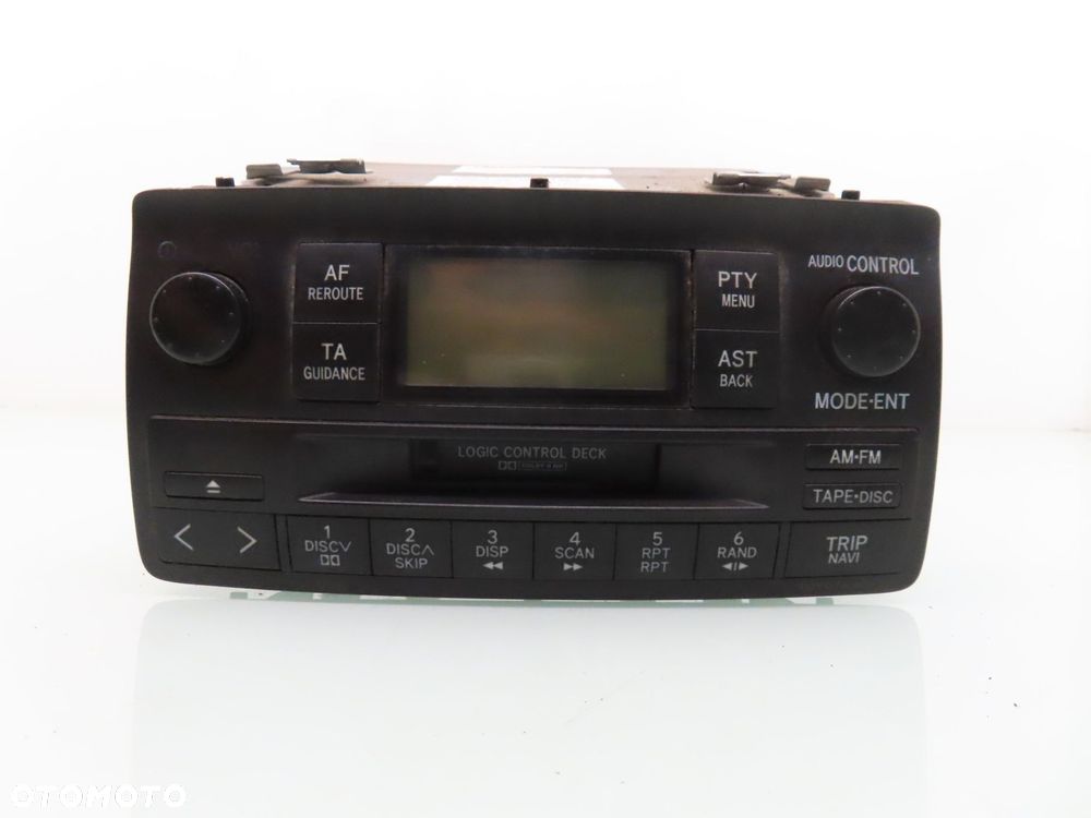 RADIO KASETA  TOYOTA COROLLA E12 8612002250 - 1