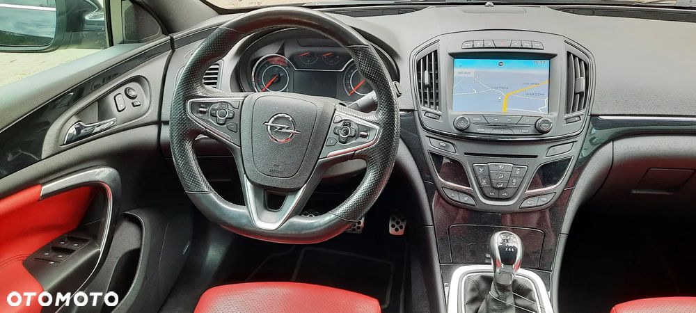 Opel Insignia - 11