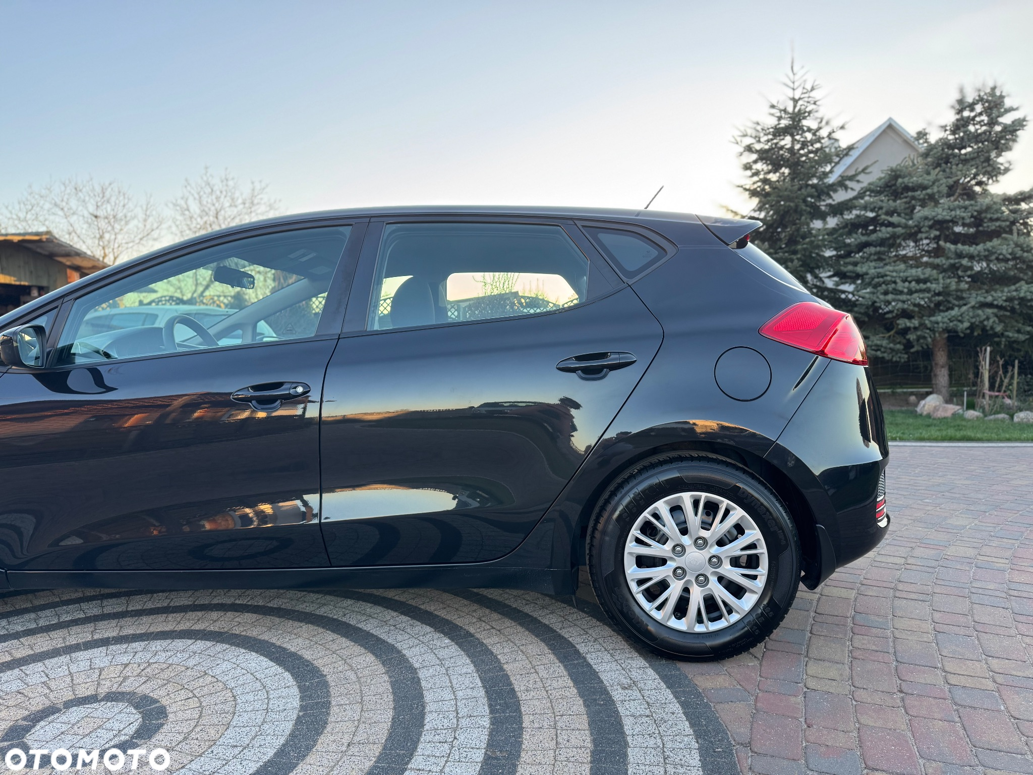 Kia Ceed Cee'd 1.4 CRDi M - 13