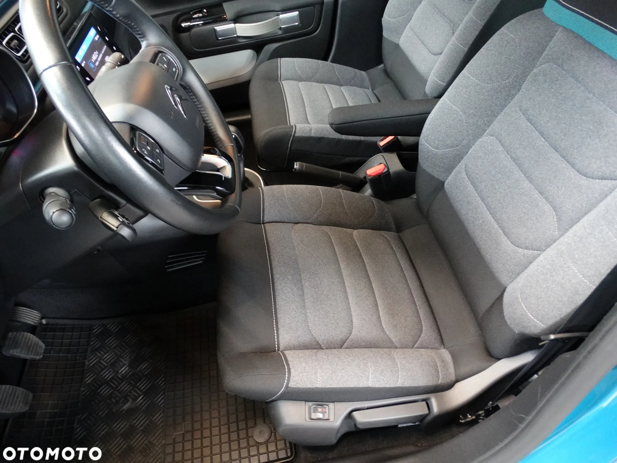 Citroën C3 1.2 PureTech Shine - 28