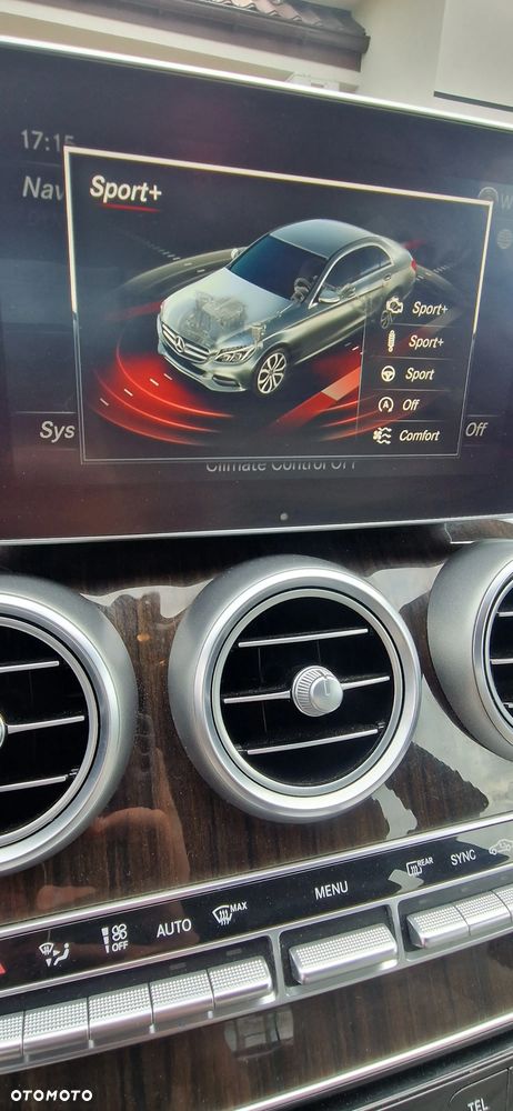 Mercedes-Benz Klasa C AMG 43 4-Matic - 12