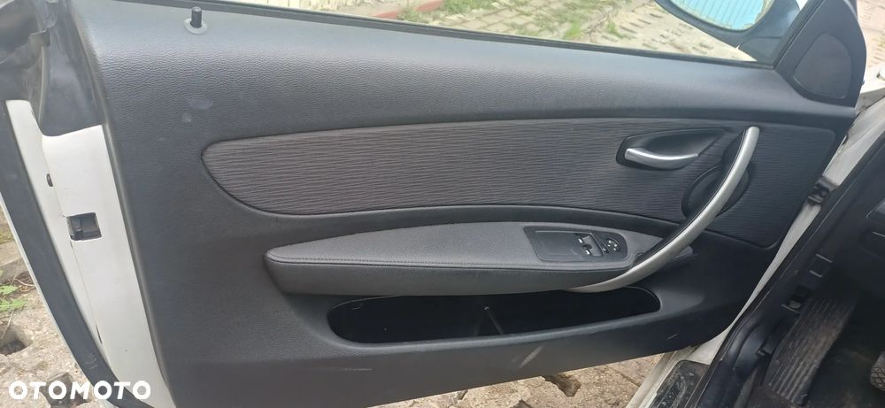 Fotele kanapa boczki BMW e81 LIFT - 4