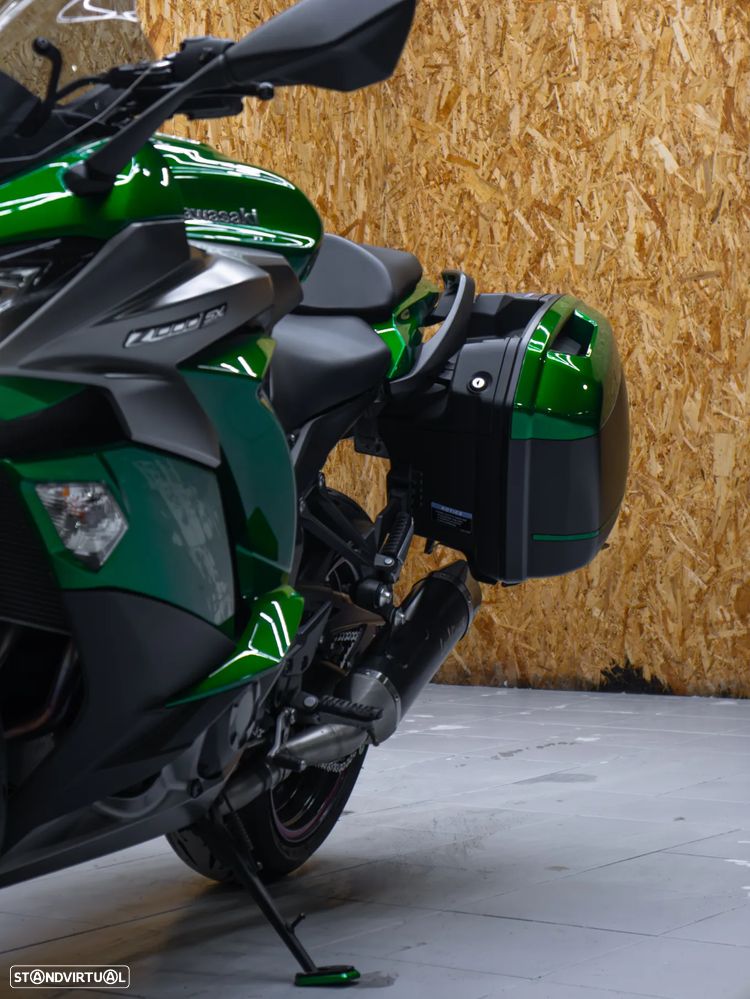 Kawasaki Z Z1000SX - 3