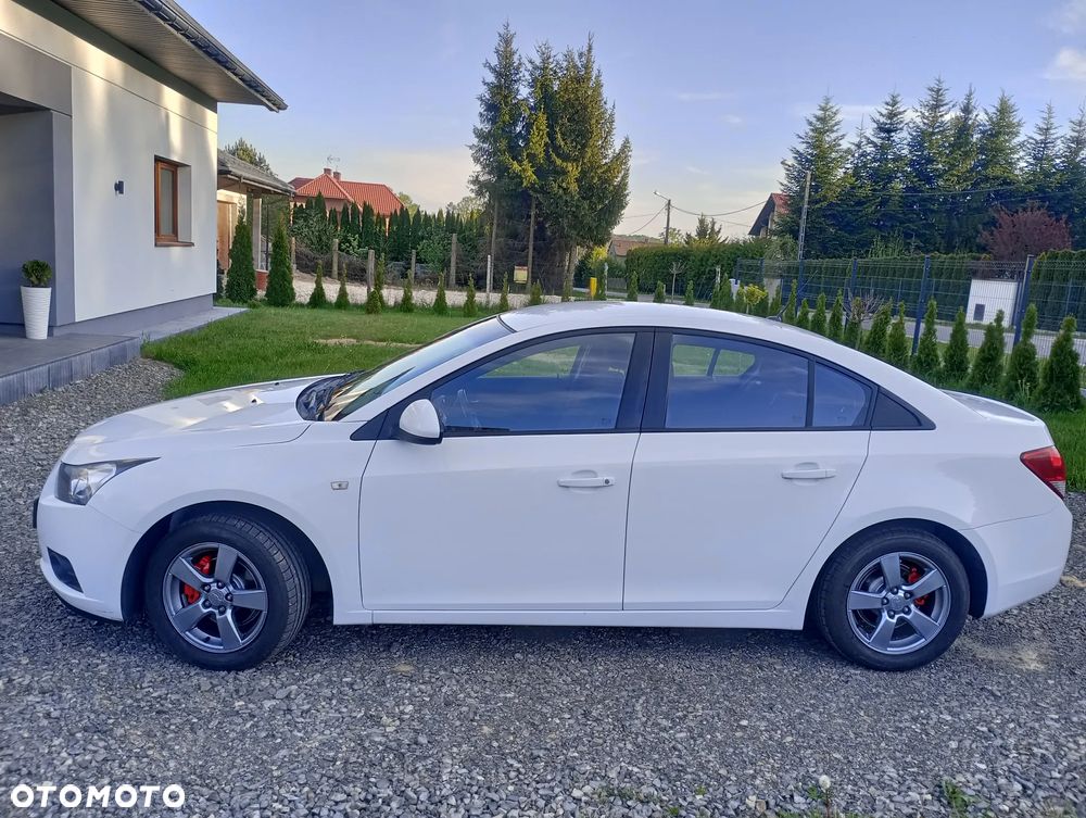 Chevrolet Cruze 1.8 LT - 2