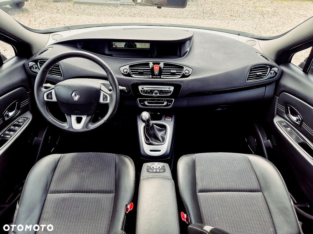 Renault Scenic TCe 130 Bose Edition - 22