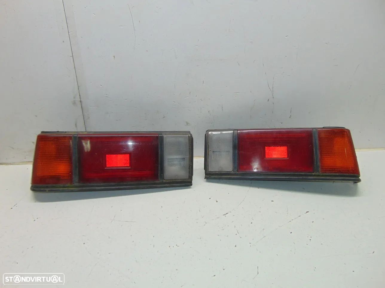 Nissan sunny farolins - 1