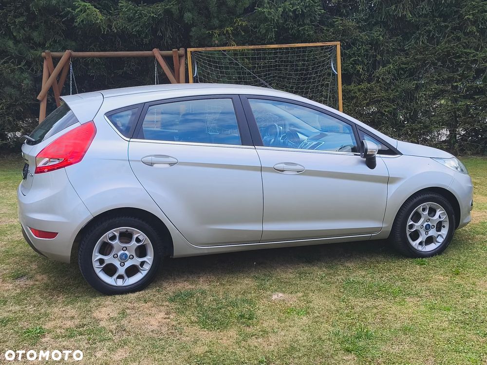 Ford Fiesta 1.25 Titanium EU5 - 14