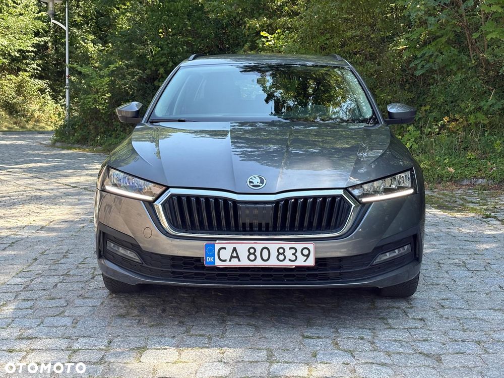 Skoda Octavia 2.0 TDI Ambition DSG - 25