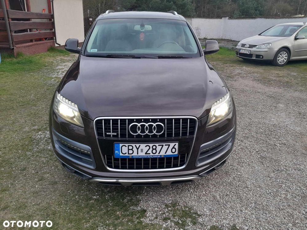 Audi Q7 - 1