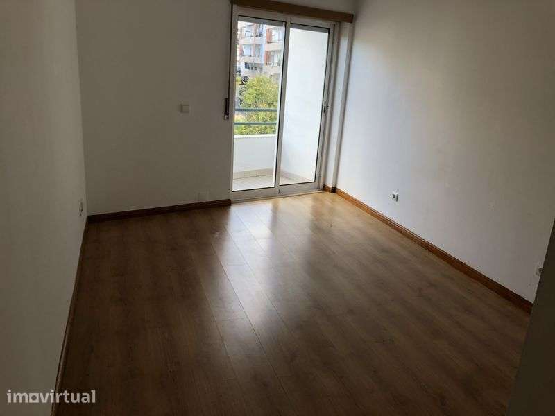Apartamento T2 Vale de Flores Feijó - Grande imagem: 2/8