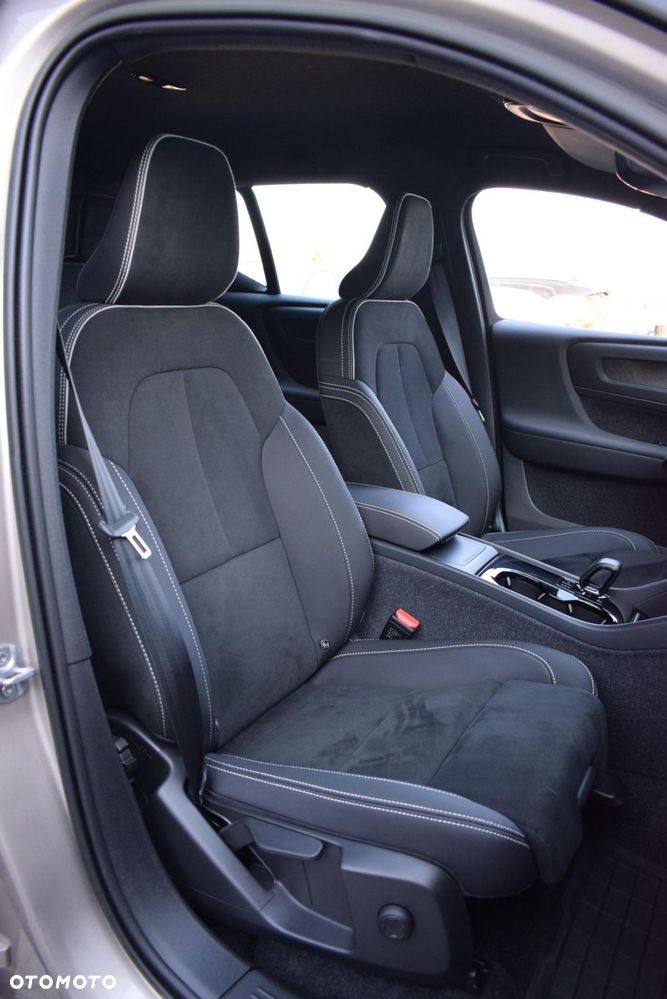 Volvo XC 40 - 20