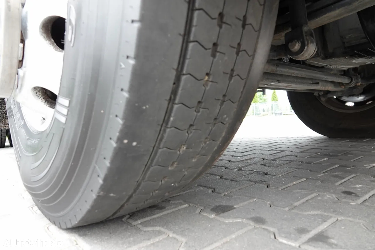 DAF XF 460 / HIDRAULICĂ / SUSPENDERE ÎNALTĂ / PNEURI 100% / JANTE ALIE / IMPORTAT - 17