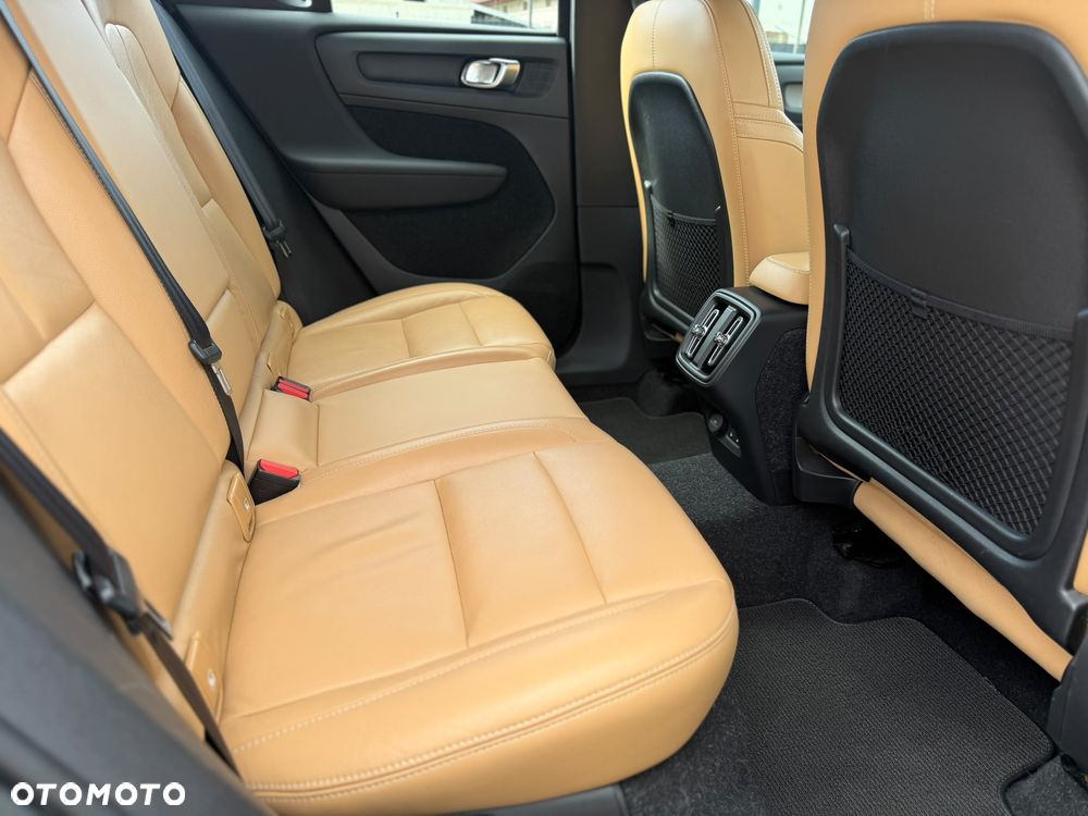 Volvo XC 40 T5 AWD Geartronic Inscription - 23