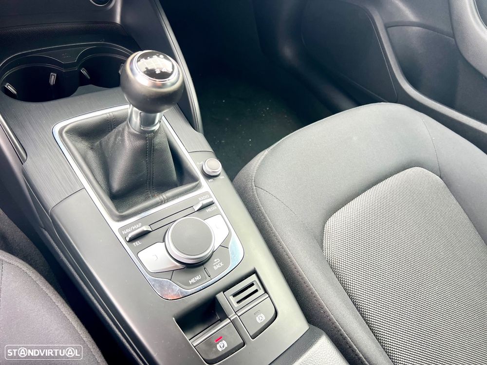 Audi A3 Sportback 1.6 TDI Sport - 11