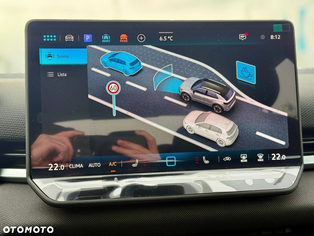 Volkswagen T-Roc - 16