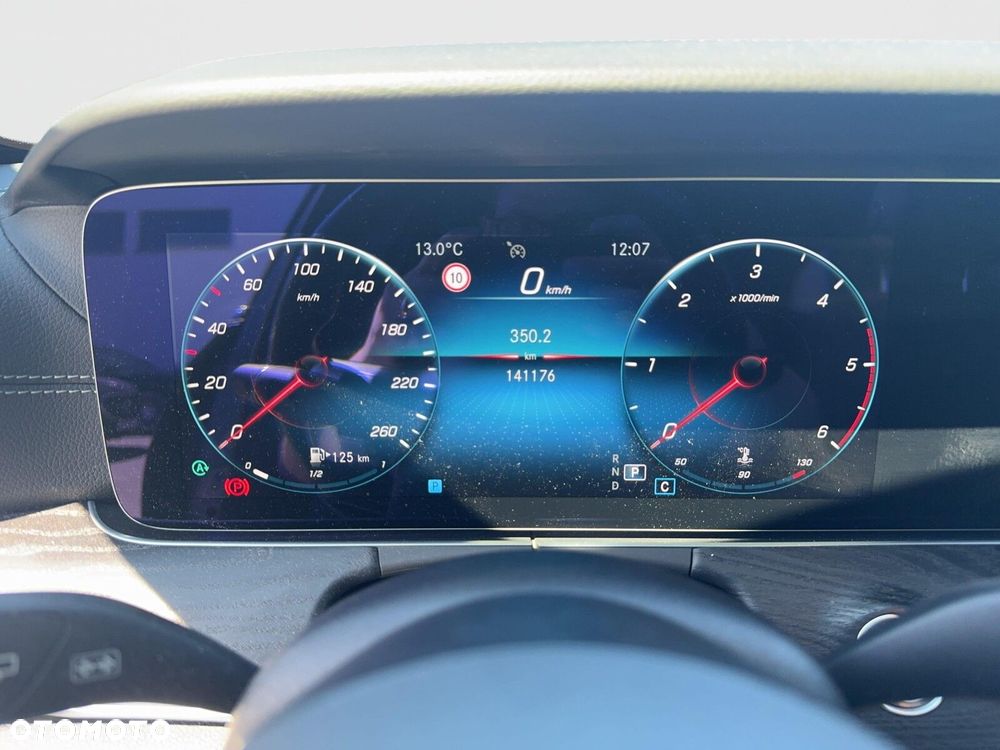 Mercedes-Benz Klasa E 220 d 4-Matic AMG - 13