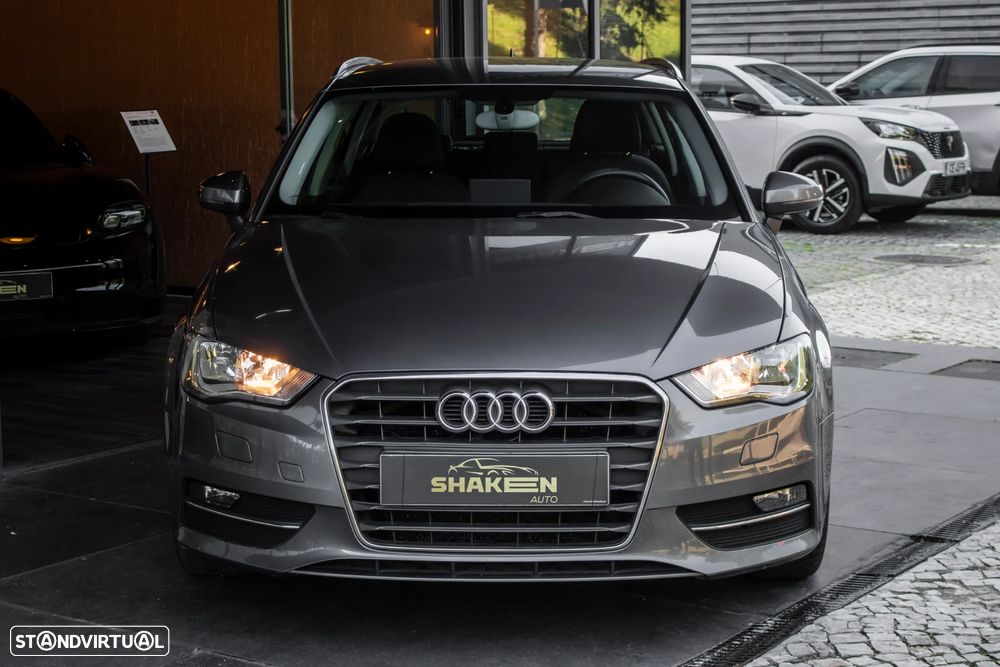 Audi A3 1.6 TDI Attraction - 7