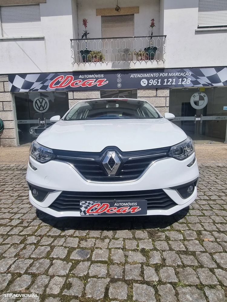 Renault Mégane Sport Tourer 1.5 dCi Zen - 2