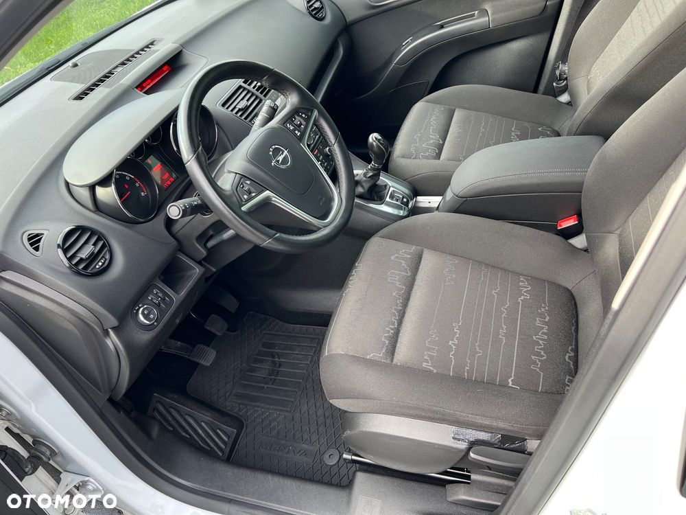 Opel Meriva - 10