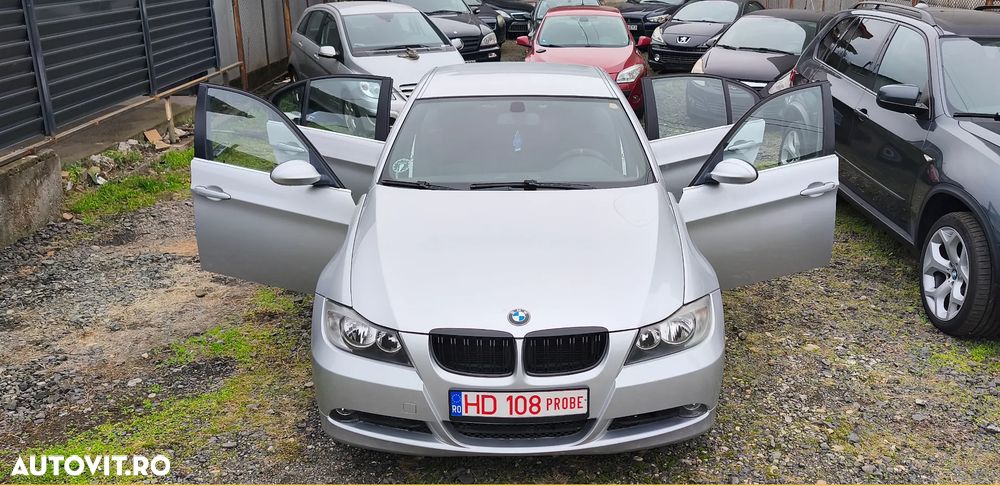 BMW Seria 3 325xi - 16