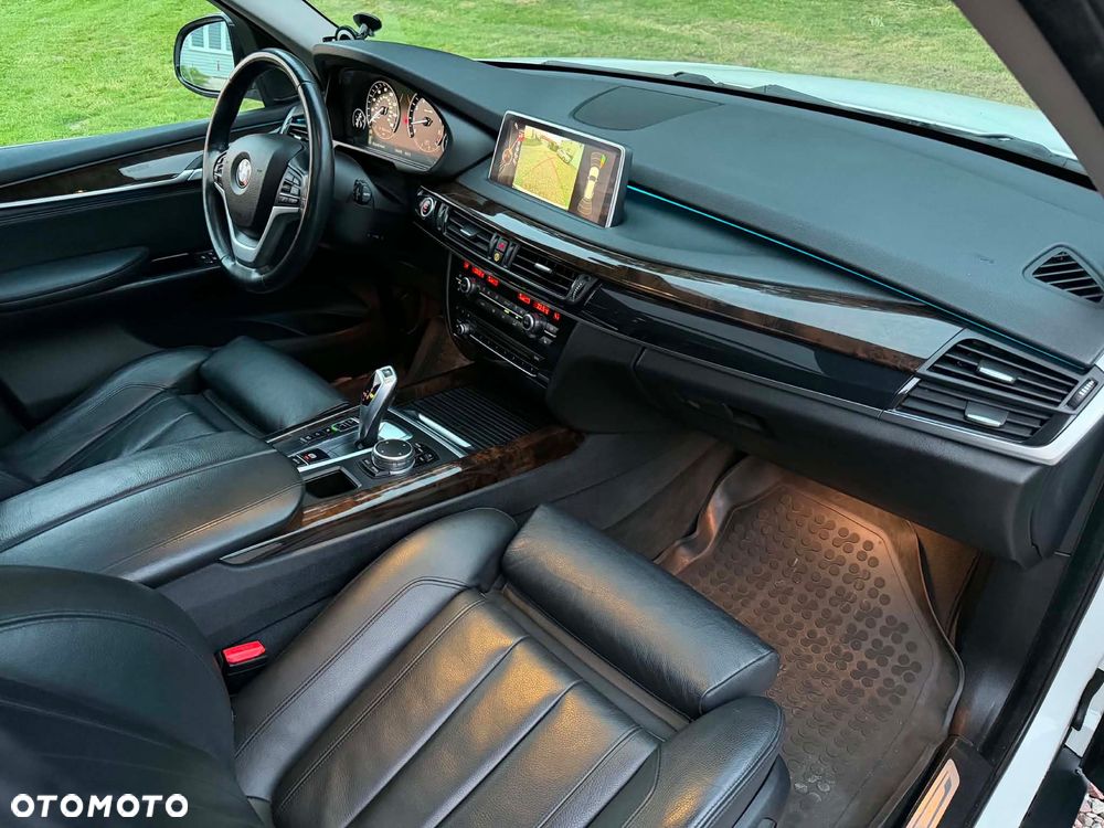 BMW X5 xDrive35i - 13