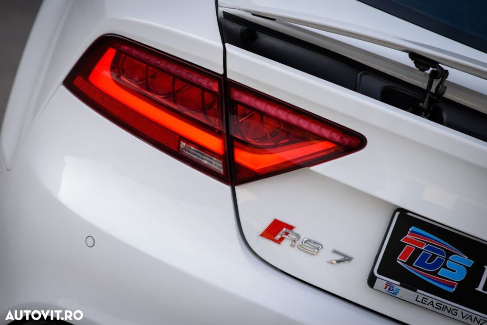 Audi RS7 Standard - 8