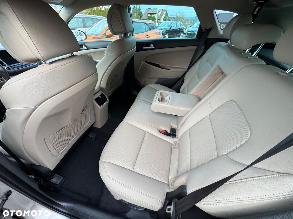 Hyundai Tucson blue 1.7 CRDi 2WD Passion Plus - 18