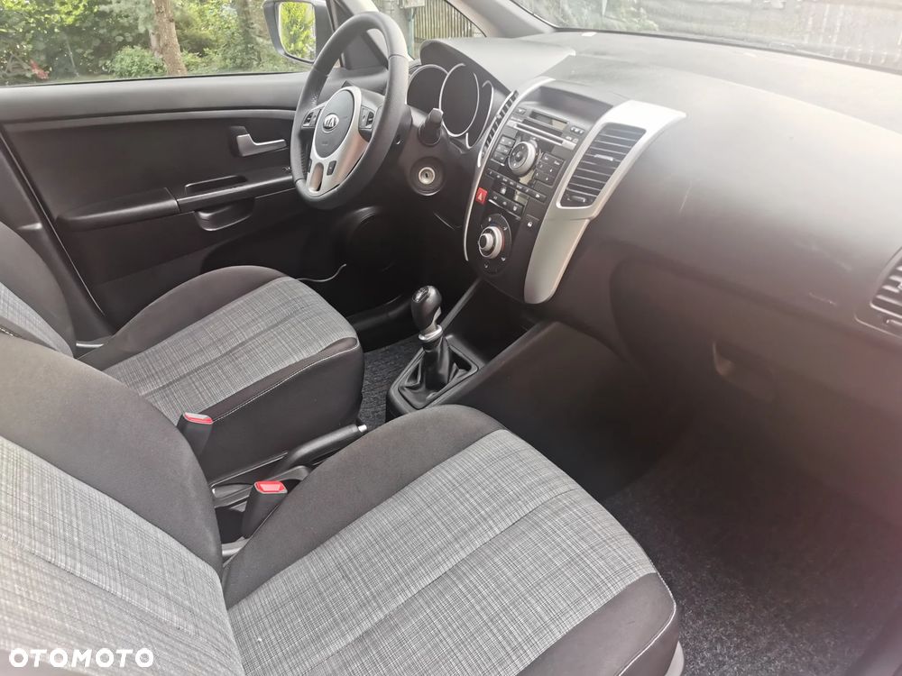 Kia Venga 1.4 CVVT Attract - 17