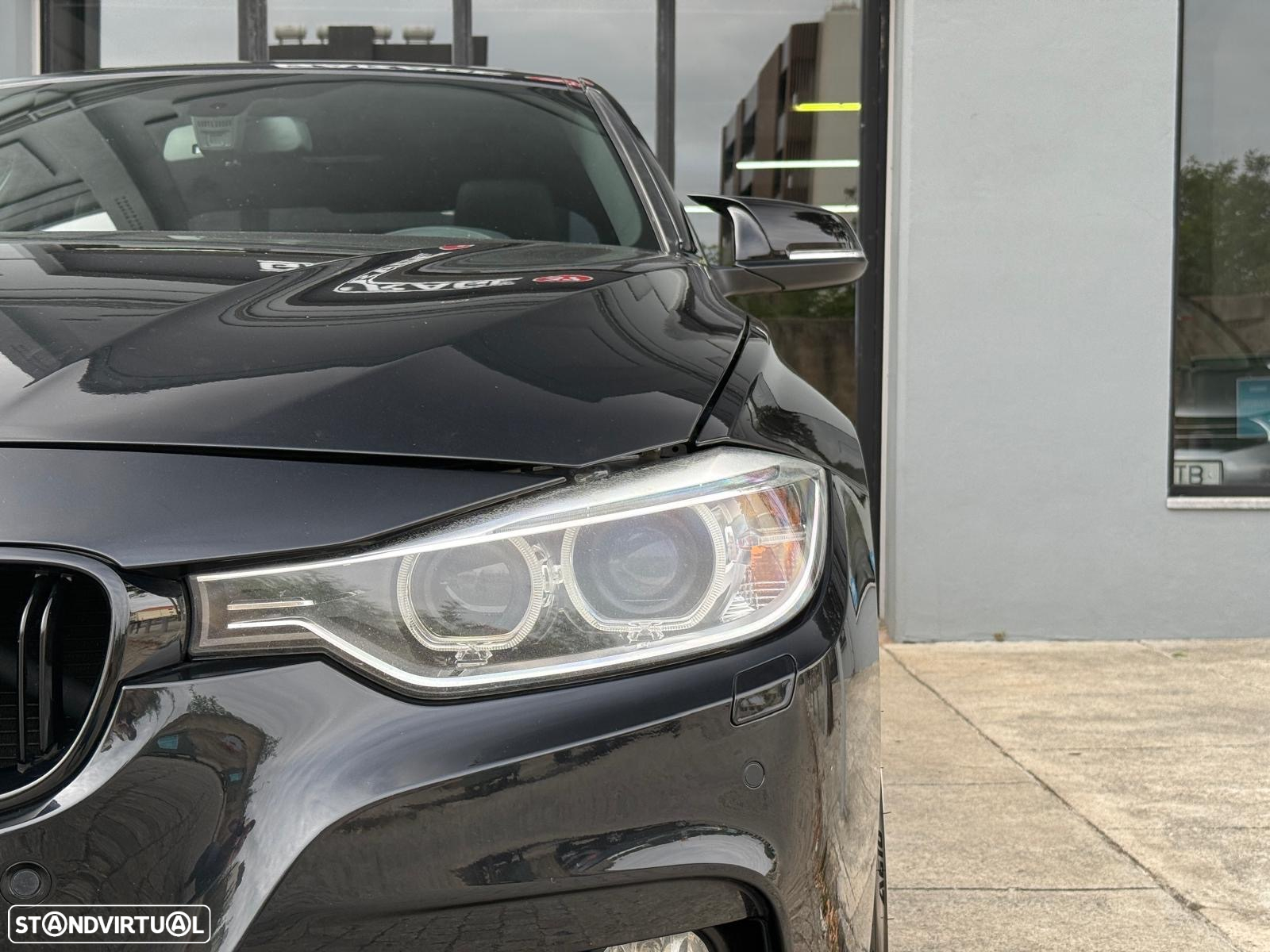 BMW 320 d Pack M - 12