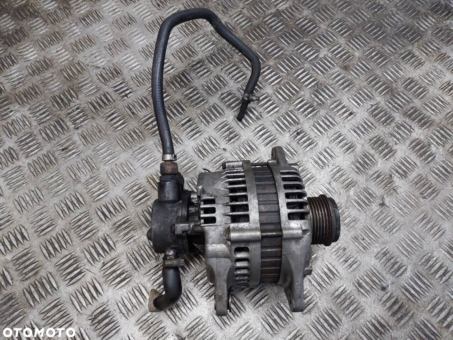ALTERNATOR + POMPA VACUM OPEL ASTRA H - 5