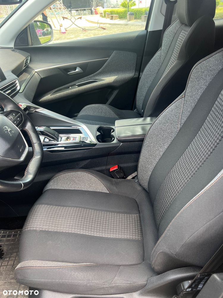 Peugeot 3008 1.2 PureTech GPF Allure S&S EAT8 - 9