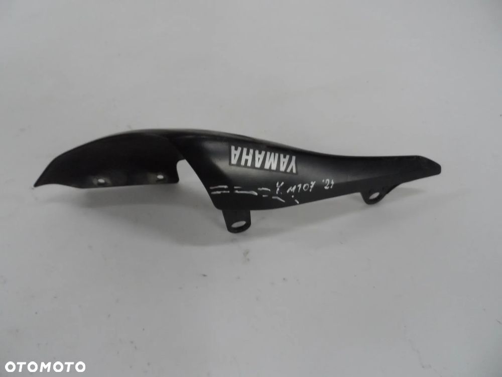 Yamaha MT07 osłona plastikowa boczek pod fotel P L - 10