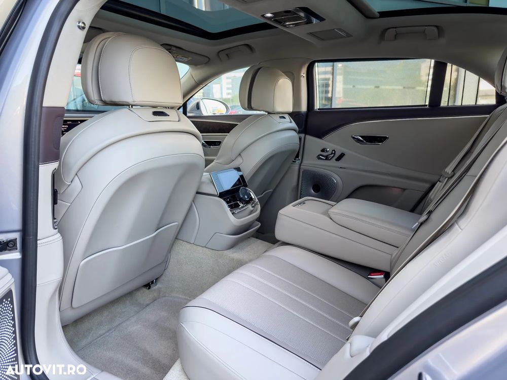Bentley Flying Spur - 13