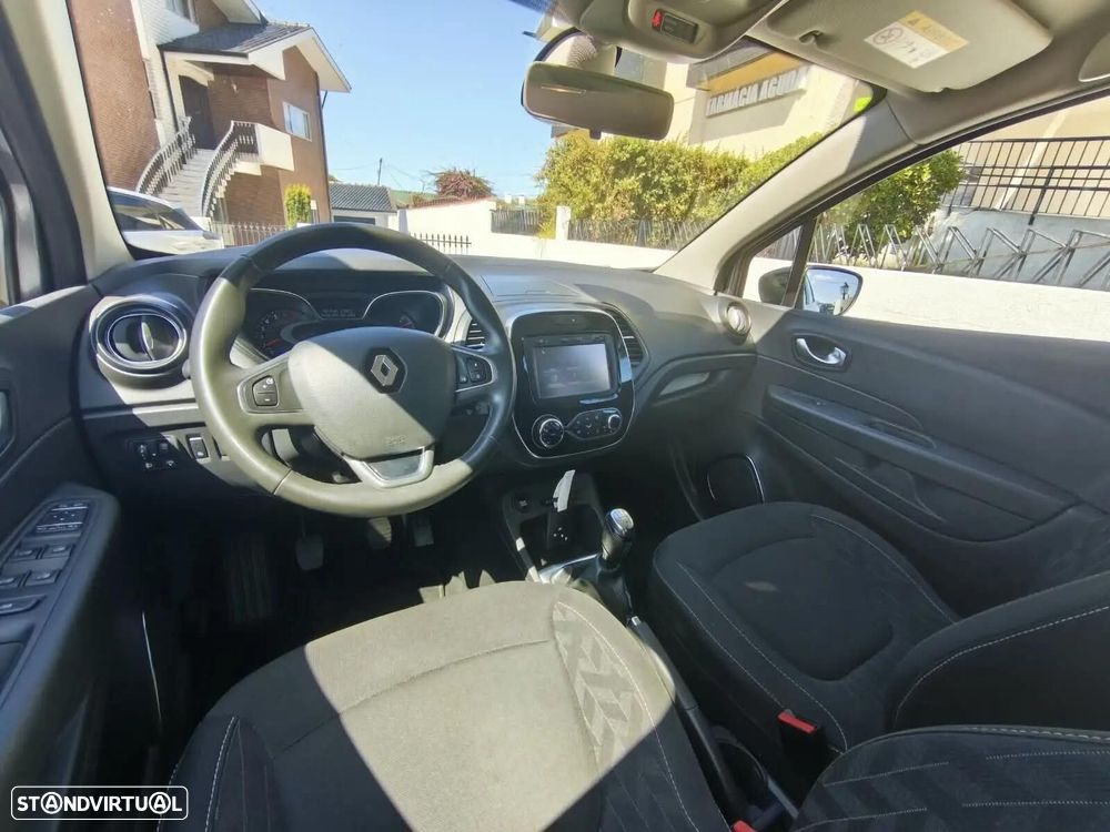Renault Captur 1.0 TCe Exclusive - 15