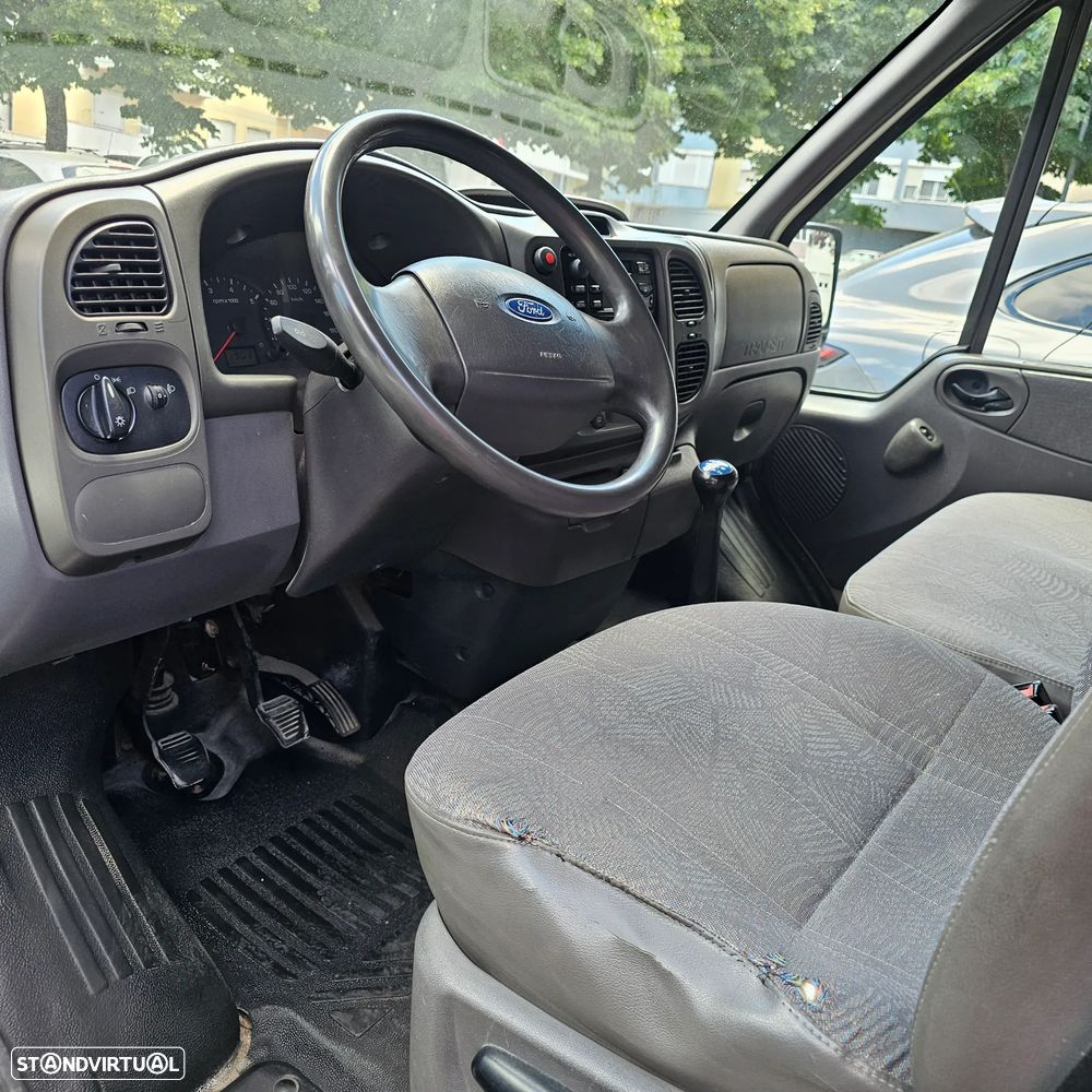 Ford Transit 280S 2.0 TDdi - 27