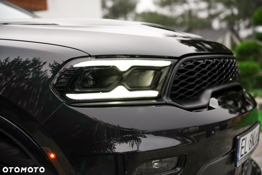 Dodge Durango 6.4 SRT - 8