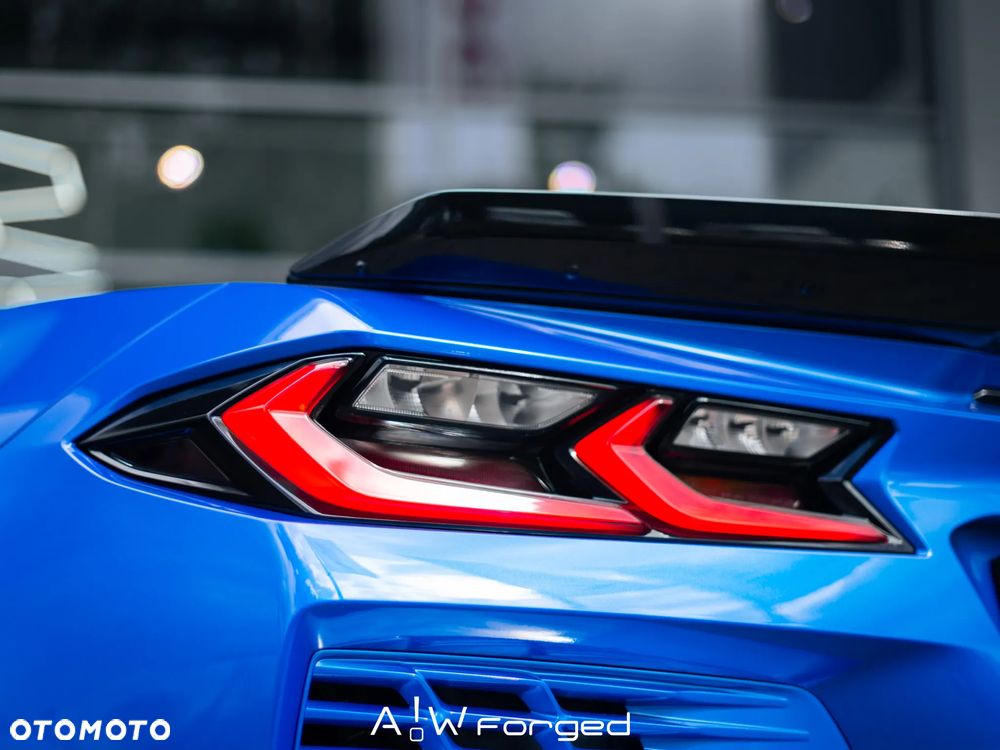 Chevrolet Corvette - 18