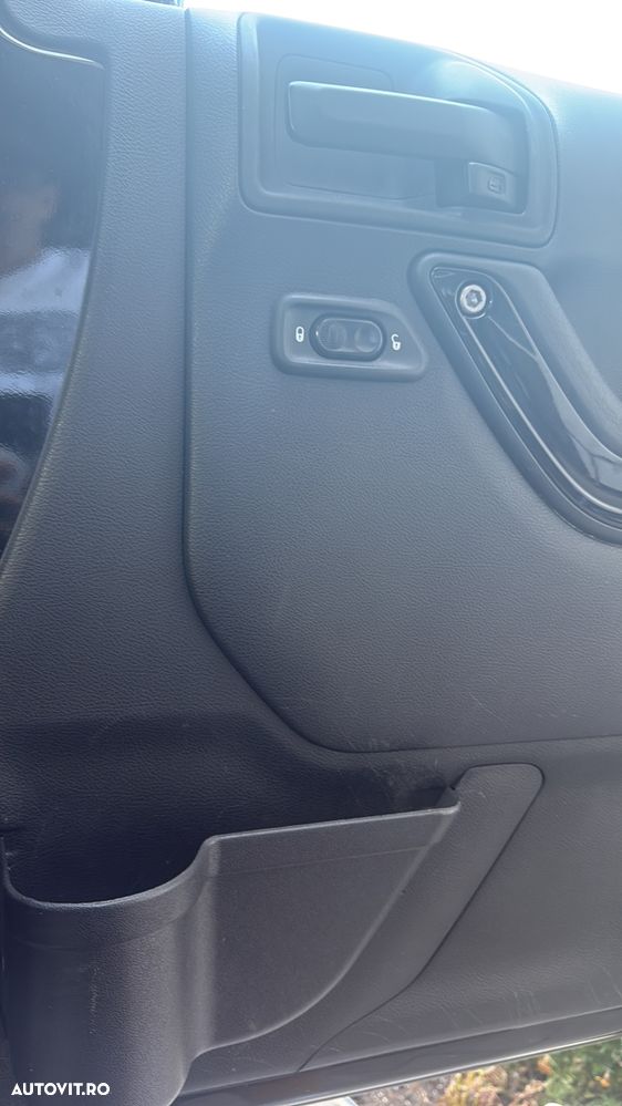 Jeep Wrangler Hard-Top 2.8 CRD DPF Automatik Rubicon - 16