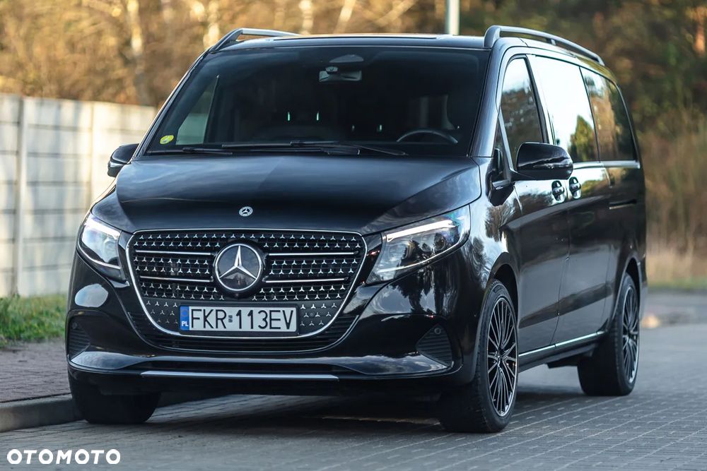 Mercedes-Benz Klasa V 250 d extralang 9G-TRONIC Avantgarde - 16